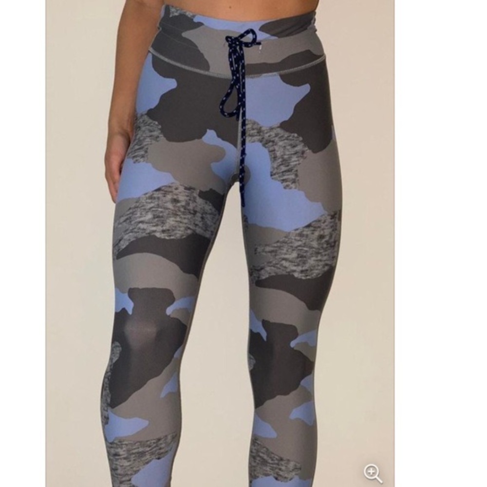 AERIE blue camo move high waisted leggings